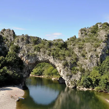 Villa Comfortable With Private Pool Roquemaure (Gard)